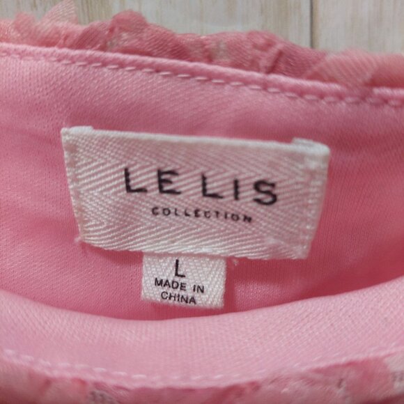 NWT Le Lis Pink Puff Sleeve Floral Crop Top W/ Textured Rose Design Large - Picture 2 of 11